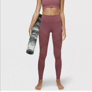 Lululemon Wunder Under HR Flocked Lace Leggings Tight 28” Plumful Sz 4